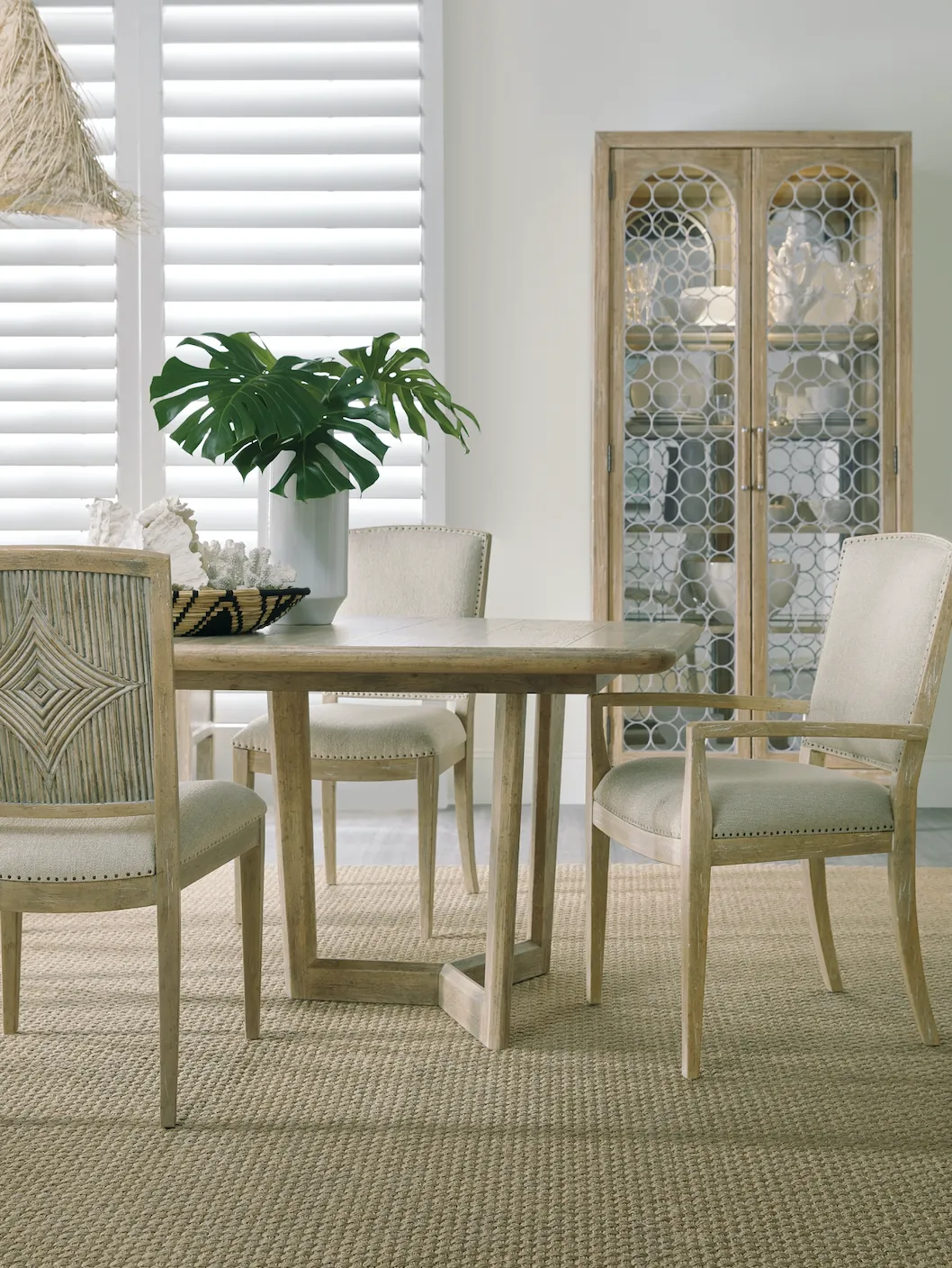 Surfrider Rectangle Dining Table w/2-18in leaves